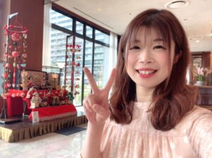 先週は佐賀市内で行われたお見合いの応援♪ ホテルのロビーには良縁の象徴でも知られ...