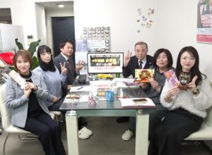 毎週火曜日はスタッフミーティング！ ２月になっていよいよバレンタインデーです💕 ...