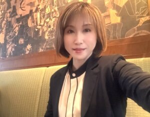 昨日は行動力のある女性のお客さまのご入会手続き♪ 彼女はなんと!6つの結婚相談所...