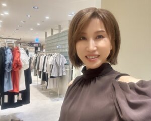 そろそろ婚活服の衣替えの季節♪ 昨日は久しぶりに幸子お姉さんは女性会員さまと一緒...