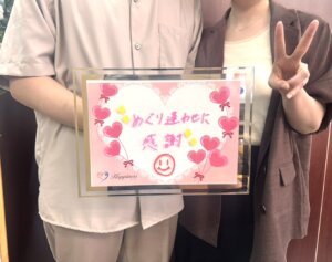 蛍が舞う素敵な場所でのプロポーズ💍✨ そんなプロポーズをしてくれた彼はなんと!同...