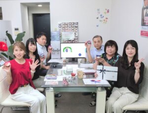 毎週火曜日はスタッフミーティング！ 毎日暑い日が続いている中でハピネスの会員様は...