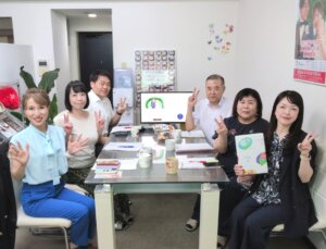 毎週火曜日はスタッフミーティング! 先週はシルバーウィークで1回休みましたが、今...